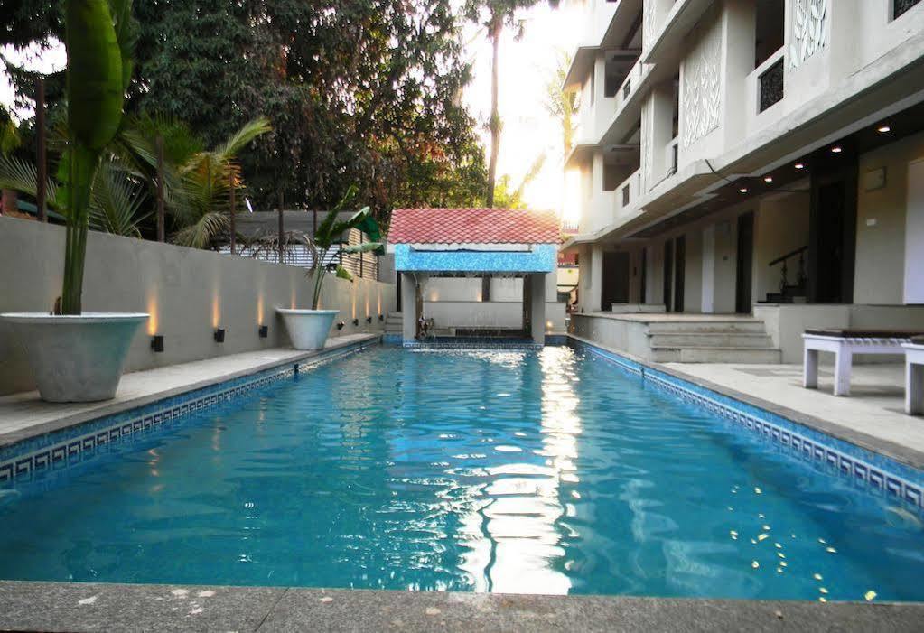 Resort De Crossroads 칼랑굿 외부 사진